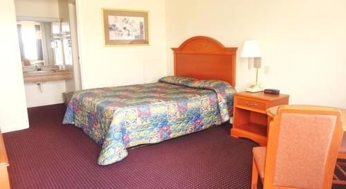 Budget Inn Daleville Exterior photo